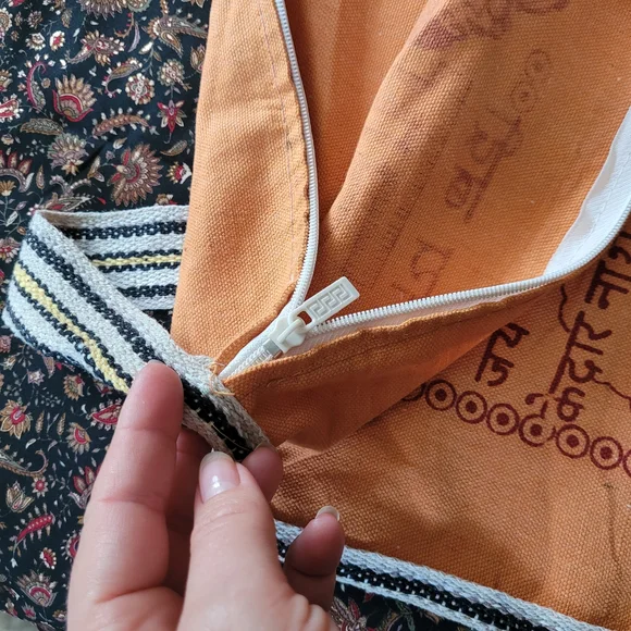 Boho Hobo Canvas Bag - Picture 2 of 3